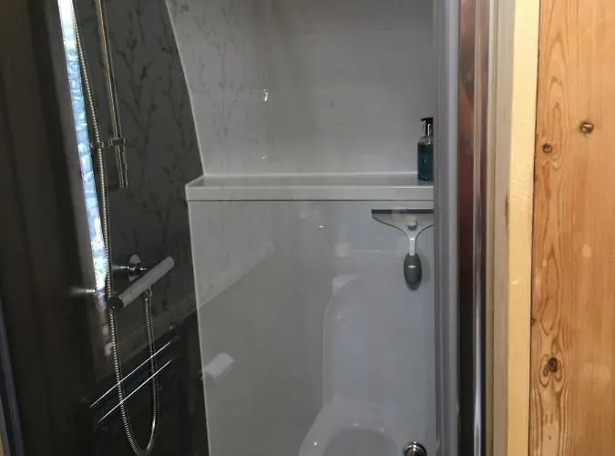 Broad Croft House 4*